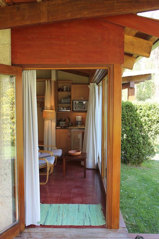 Bungalow Camping Los Manzanos Santa Cruz de Oleiros Ruang foto