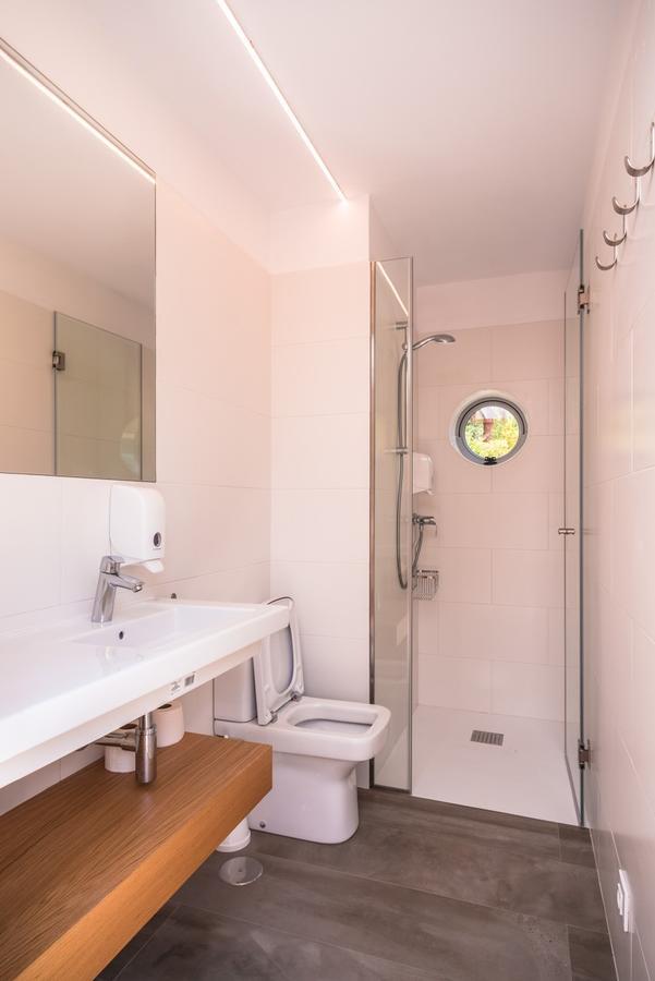Bungalow Camping Los Manzanos Santa Cruz de Oleiros Bagian luar foto